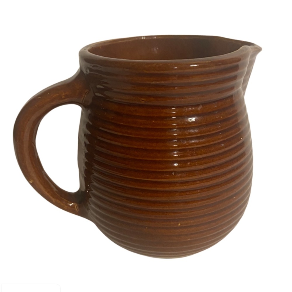 VINTAGE WESTERN STONEWARE  MAPLE LEAF BEE HIVE PITCHER